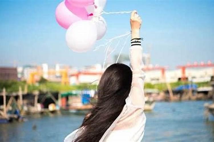 手相感情线分叉图解,感情线末端出现分叉好吗？