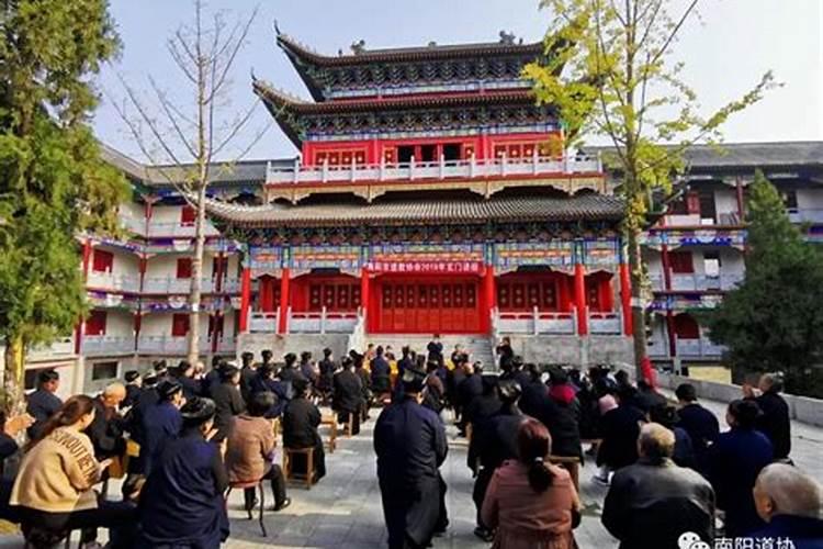 门悬敕额金书,是什么意思