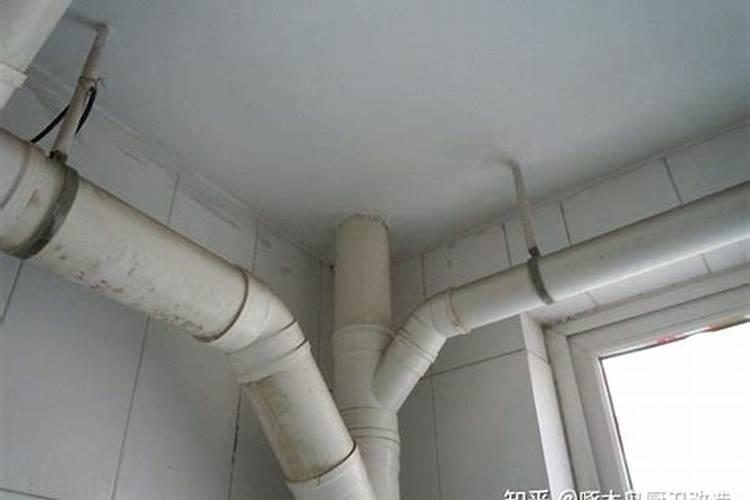 梦见卫生间房房顶漏水的预兆