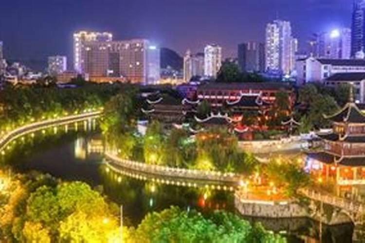 春节去贵阳冷吗？穿什么衣服比较合适