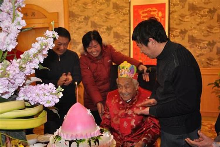 梦见亲人过生日的预兆