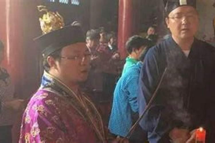 去世后给亲戚穿孝的时间是多久？