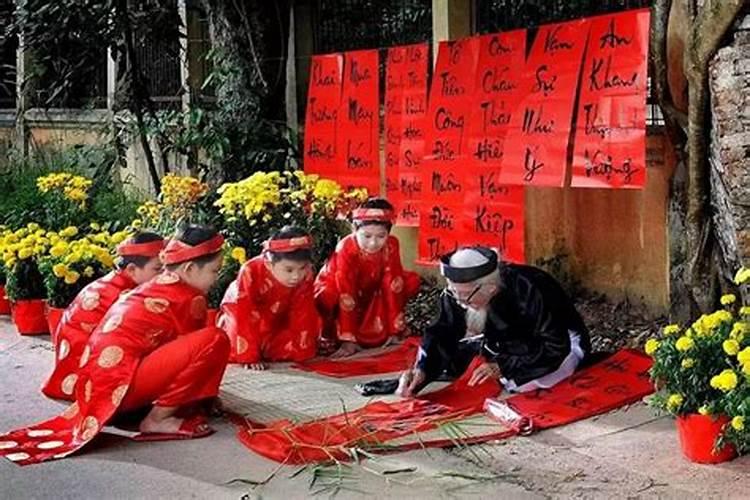 1988年农历正月十四凌晨一点多出生的龙,女,什么命格,缺什么呀,有懂得给...
