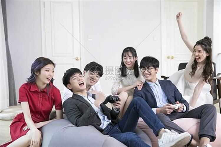 属蛇男和属羊女相配吗