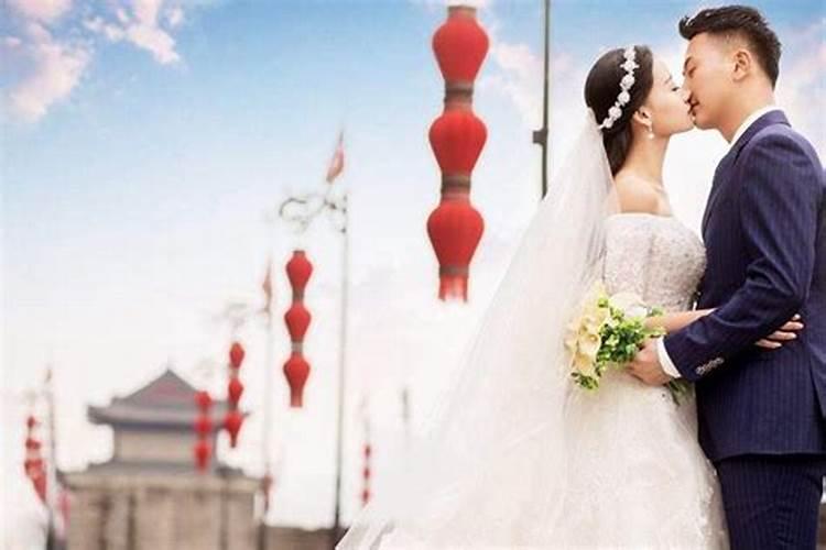 梦见梳理自己的头发是什么预兆？