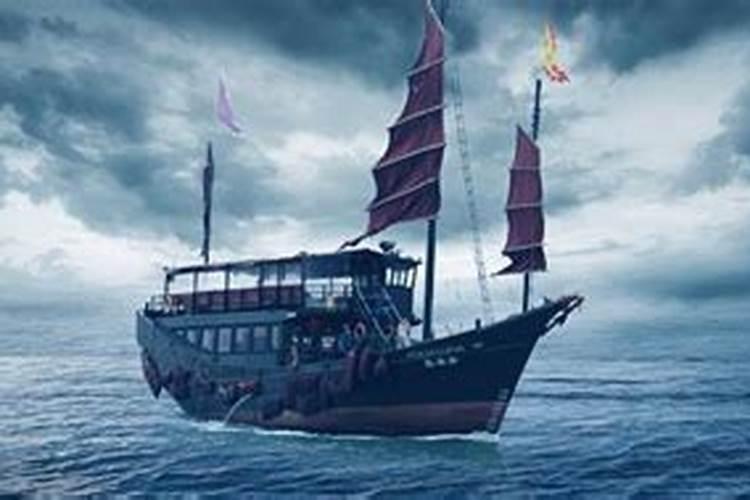 做梦梦到大海和船是什么征兆？