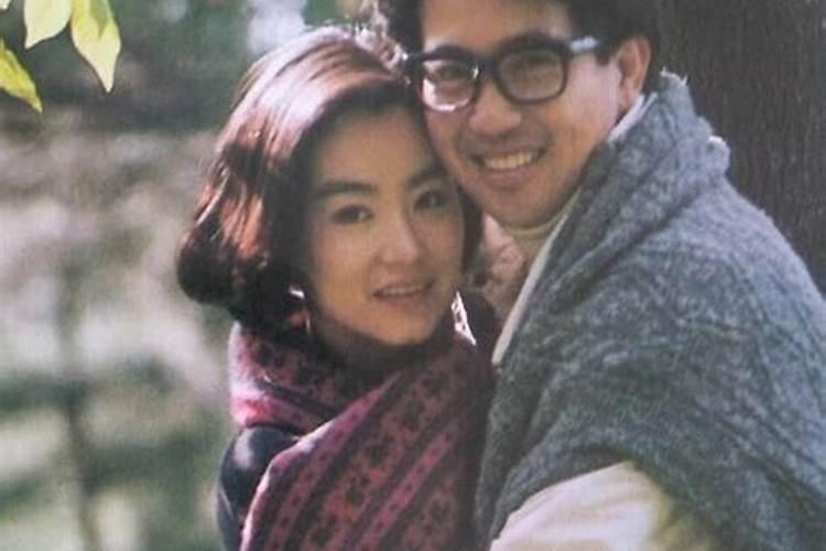 我从小就很瘦小张的很难看 而长大以后身体很健壮 身高很出众而且长开...
