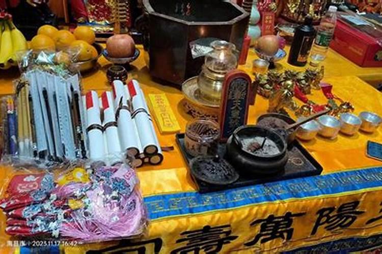 2025本命年蛇年戴什么
