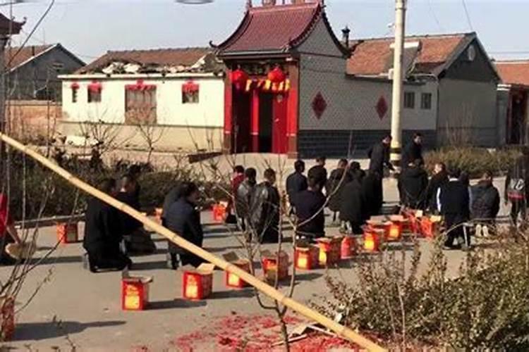 秦汉和林青霞为什么没能在一起？