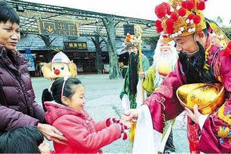 属蛇人运势走低、财运不顺的时候,该如何自救？