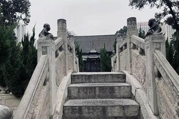 八仙庵求姻缘拜哪个殿