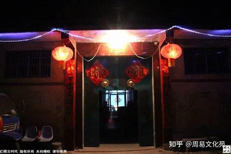 大年三十晚上点长明灯 除夕的习俗