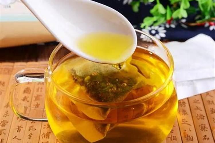 枕头下放什么可以聚财