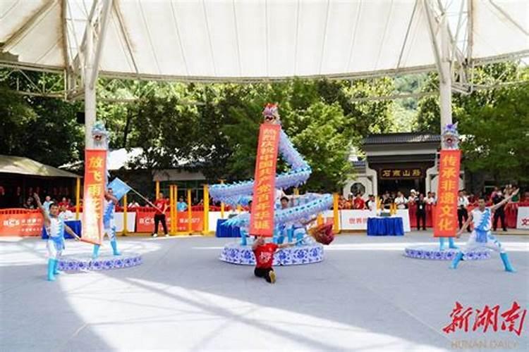 祭拜婴灵 给婴灵立神主牌 是要找神婆还是去什么庙里？求具体答案