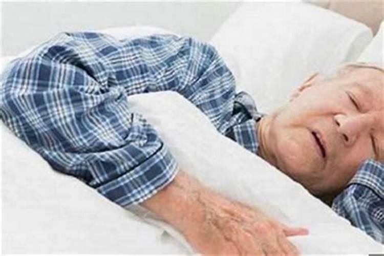 梦见死去的老人哭的预兆
