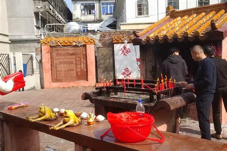 2023年年初二拜神吉时 今年正月初二财神方位
