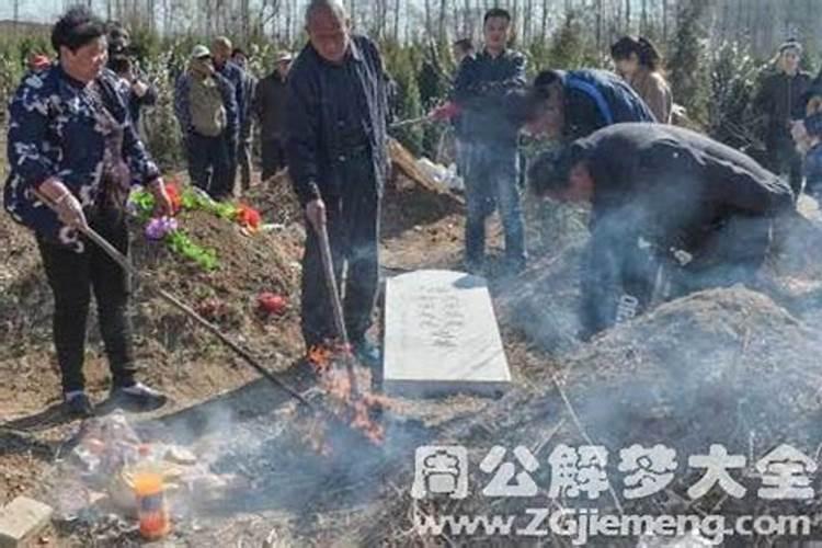 梦见爷爷奶奶的棺材的预兆