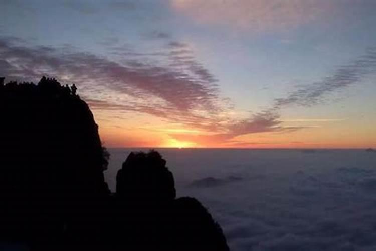 阴历7月15日前后,适合去泰山烧香吗？