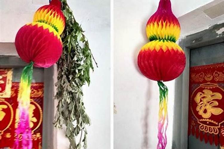 端午节的葫芦挂在门的哪一边