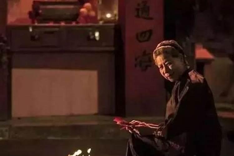 为啥梦见去世的亲人不说话
