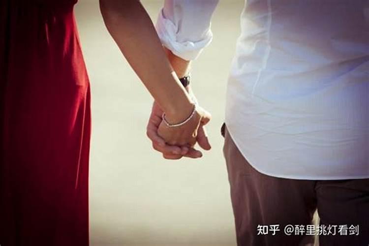 梦见跟女朋友生小孩的预兆