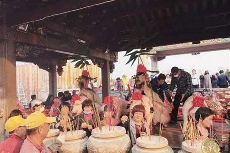 过年祭祖是中午还是晚上 以早上和上午祭祖为宜