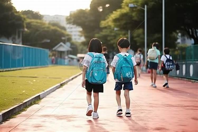 梦见去了一所破旧的学校的预兆