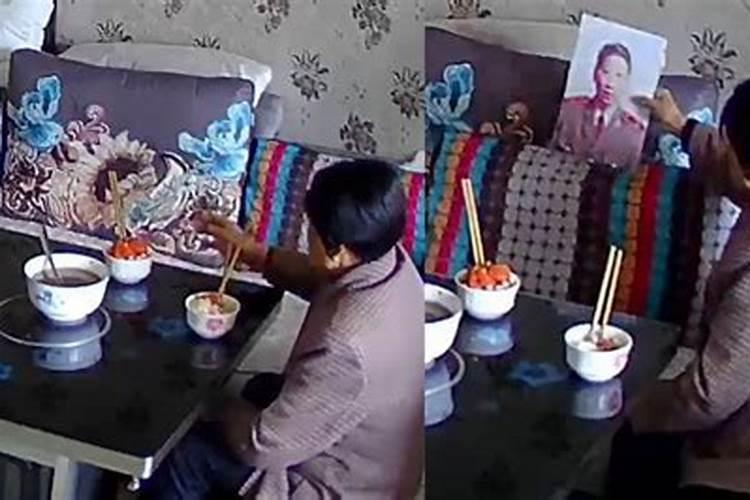 梦见去侧所很脏,踩一脚屎