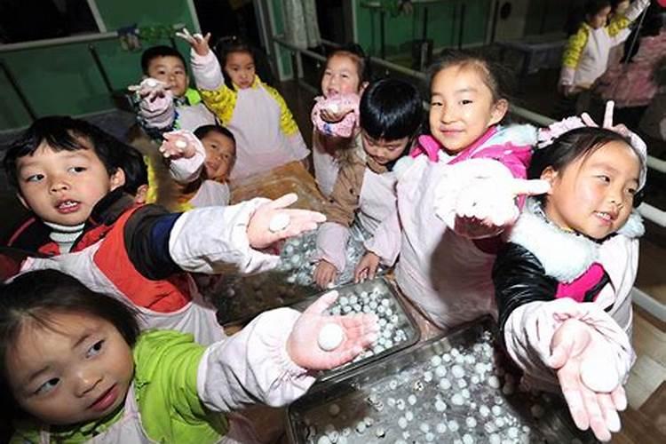 孕妇梦到狗生男孩女孩呢 怎么解释