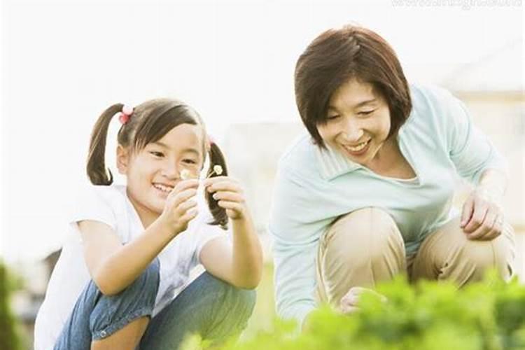 70年属狗女下半年运势,70年属狗二次婚姻在几岁