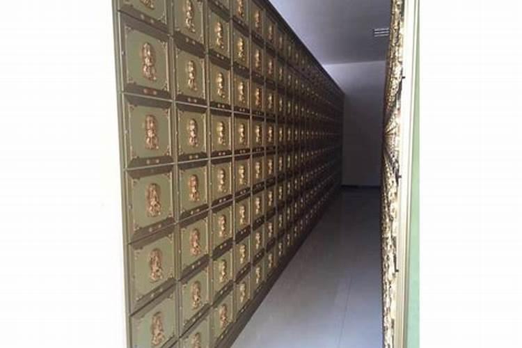 骨灰供奉寺庙怎么供奉