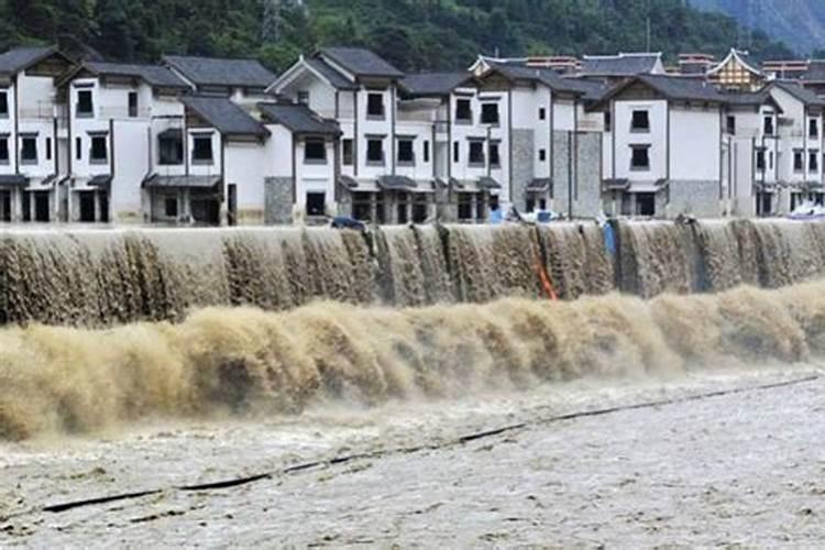 梦见洪水退了又接上过来洪水的预兆