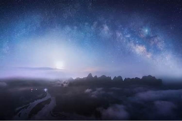 梦到星空好么,梦到星空预示着什么？