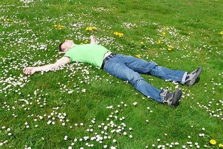 梦见活人死去又活了