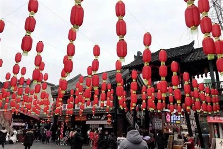 丙火是叫七杀八字三个七杀三个丙火,这是啥意思能解释下吗？