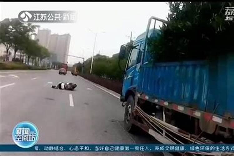 八字合婚是迷信还是科学,八字其实是骗局
