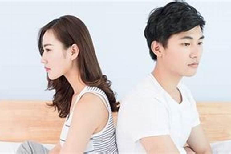 已婚女人梦见出轨被老公发现