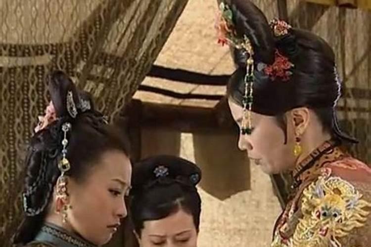 腊月二十五能给娃娃在姥姥家理发吗？